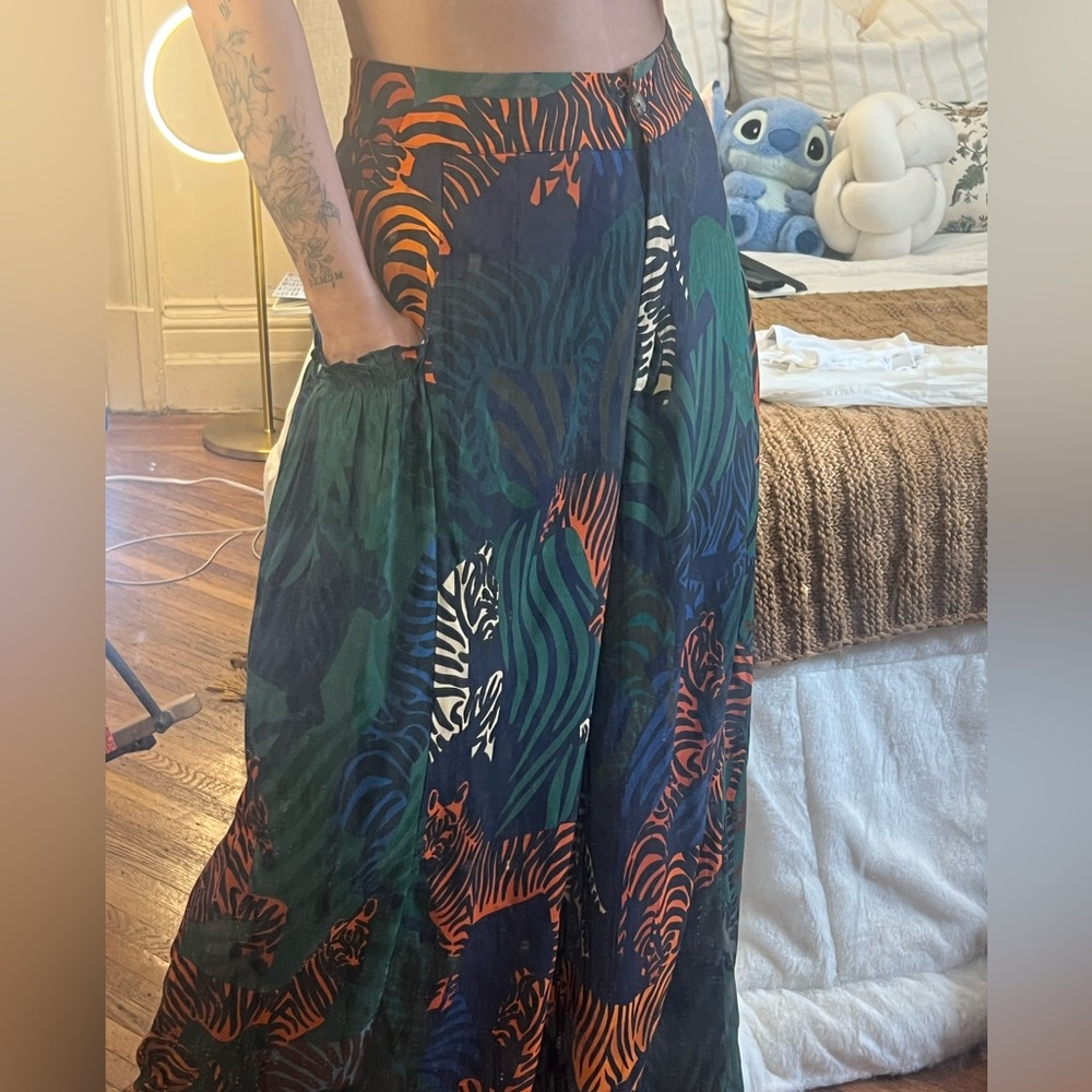 Anthropologie Vibrant Jungle Print pants